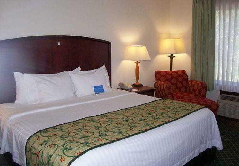 Fairfield Inn & Suites Macon Zewnętrze zdjęcie